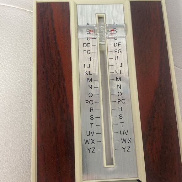 Vintage Flip Phone Index Directory - Picture 4 of 8